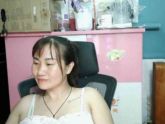 girl30slutty webcam