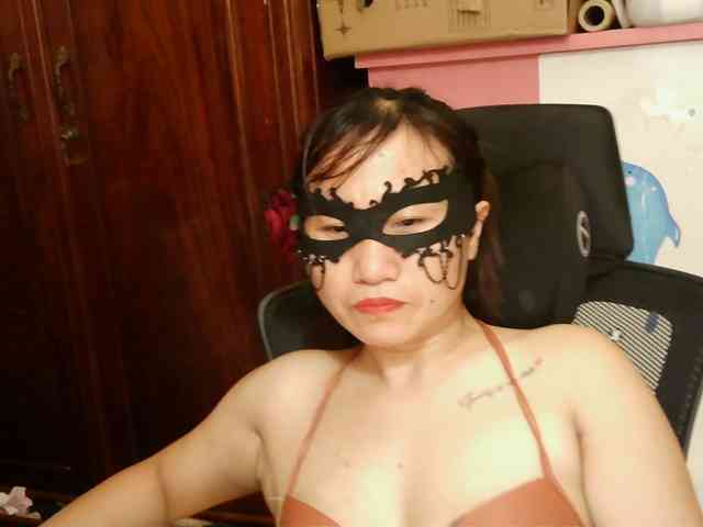 girl30slutty webcam