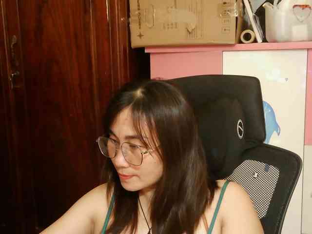 girl30slutty webcam