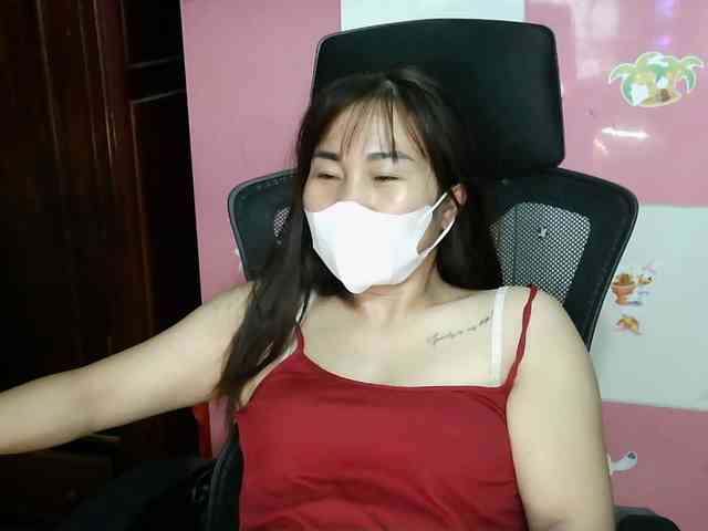 girl30slutty webcam