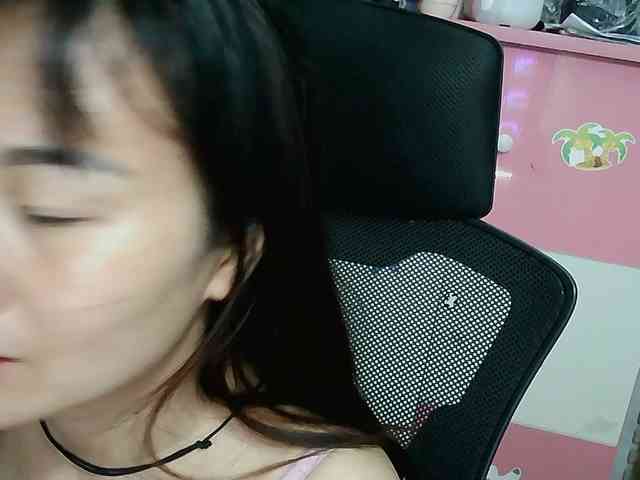 girl30slutty webcam