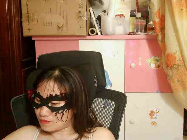 girl30slutty webcam