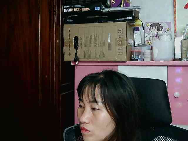 girl30slutty webcam