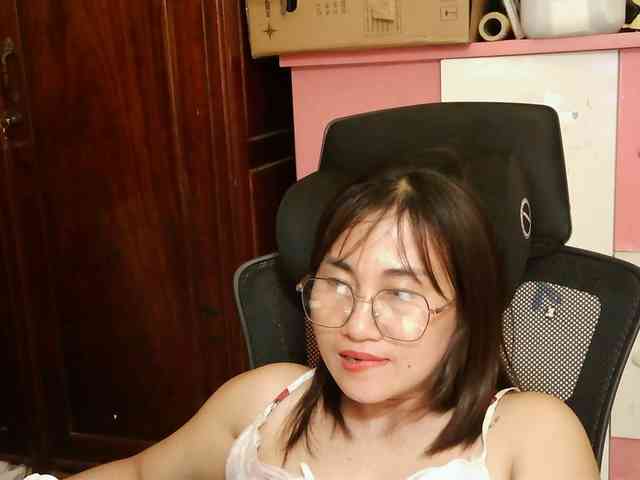 girl30slutty webcam