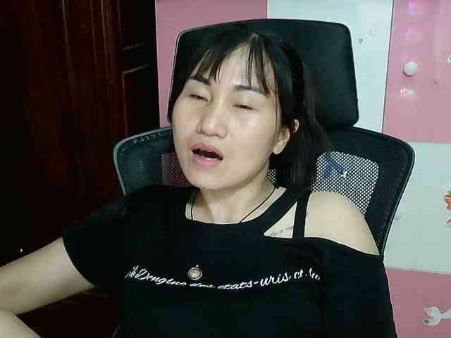 girl30slutty webcam
