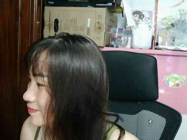 girl30slutty webcam