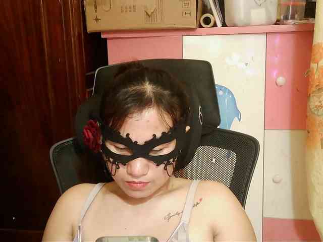 girl30slutty webcam