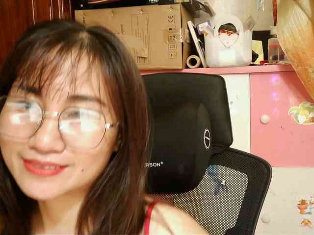 girl30slutty webcam