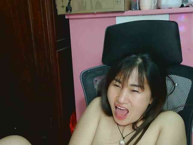 girl30slutty webcam