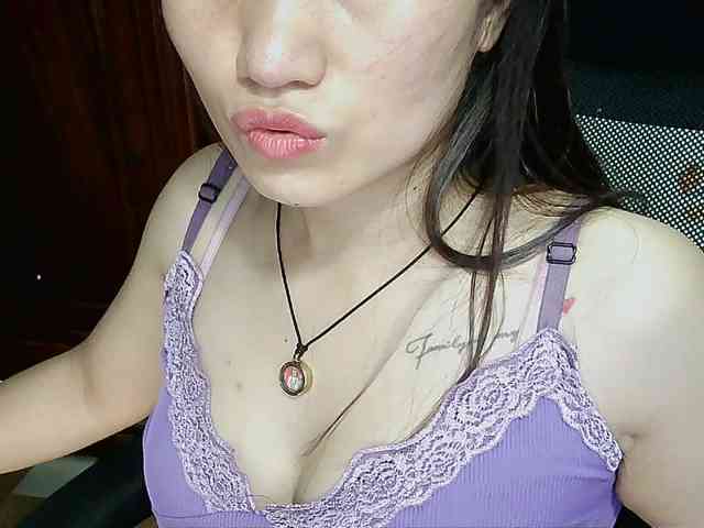 girl30slutty webcam