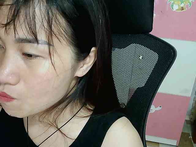 girl30slutty webcam