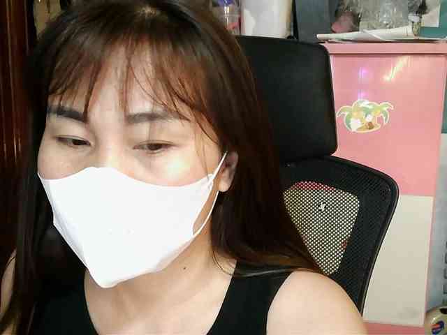 girl30slutty webcam