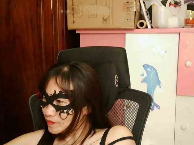 girl30slutty webcam