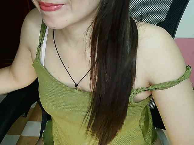 girl30slutty webcam