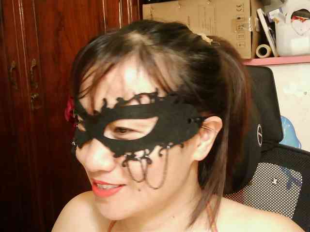 girl30slutty webcam