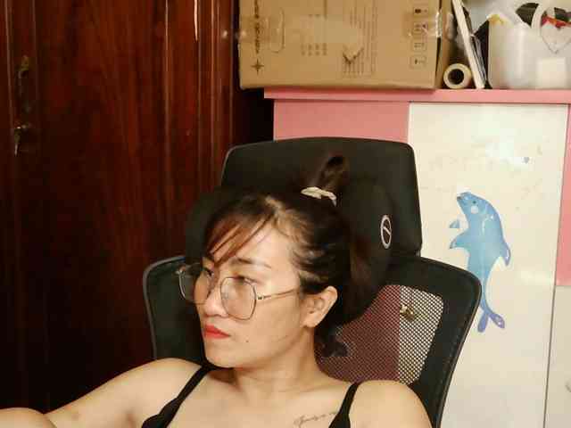 girl30slutty webcam