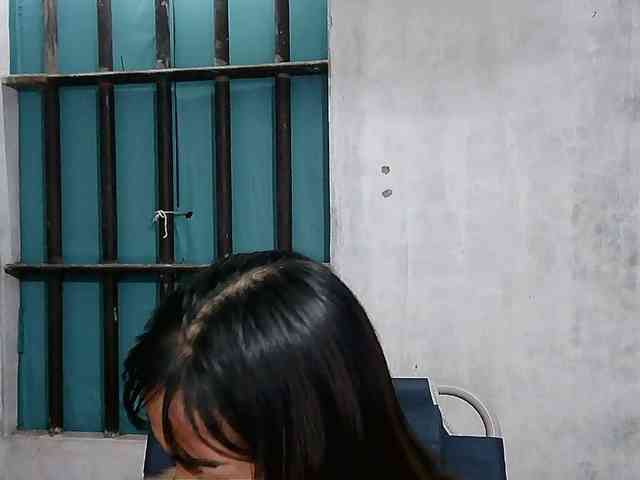 girl30slutty webcam