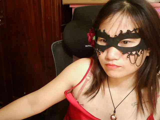 girl30slutty webcam
