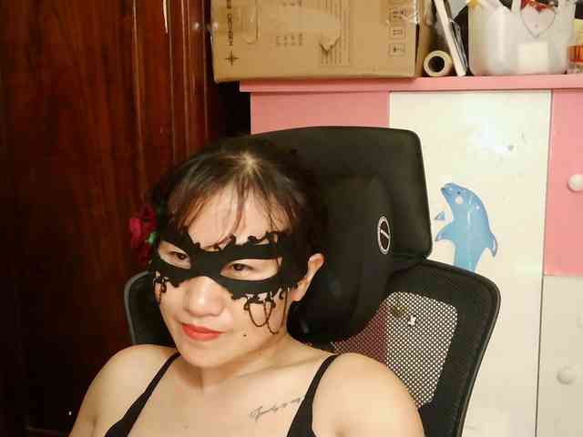 girl30slutty webcam