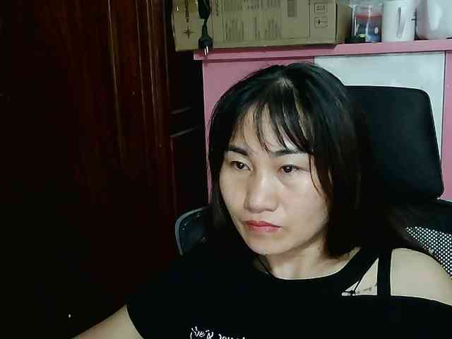 girl30slutty webcam