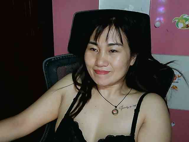 girl30slutty webcam