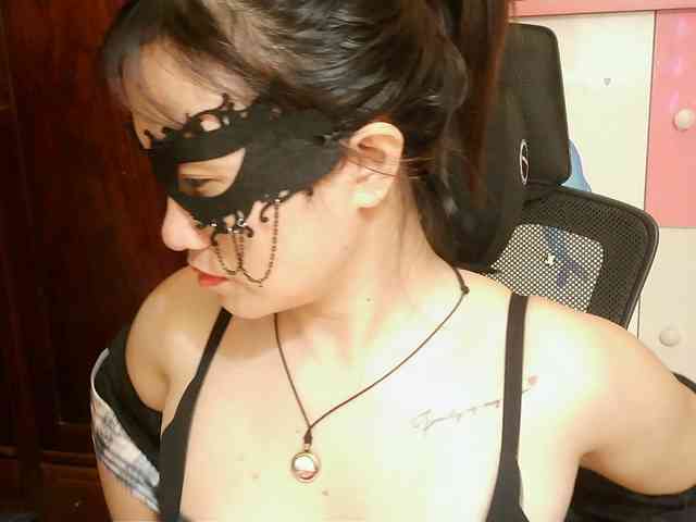girl30slutty webcam