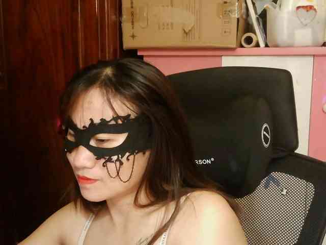 girl30slutty webcam