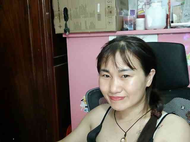 girl30slutty webcam