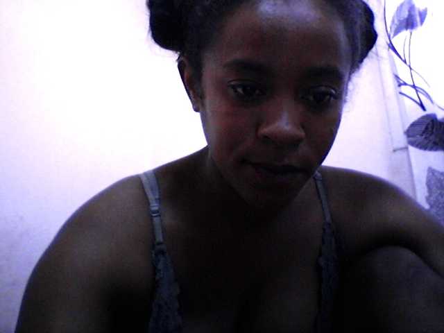 silviaLaBombe's BongaCams show and profile