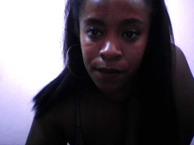 silviaLaBombe's BongaCams show and profile