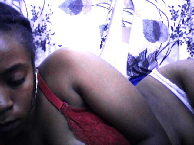 silviaLaBombe's BongaCams show and profile