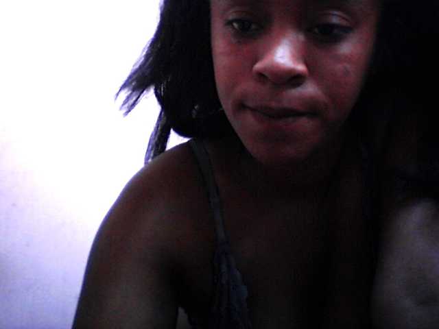 silviaLaBombe's BongaCams show and profile