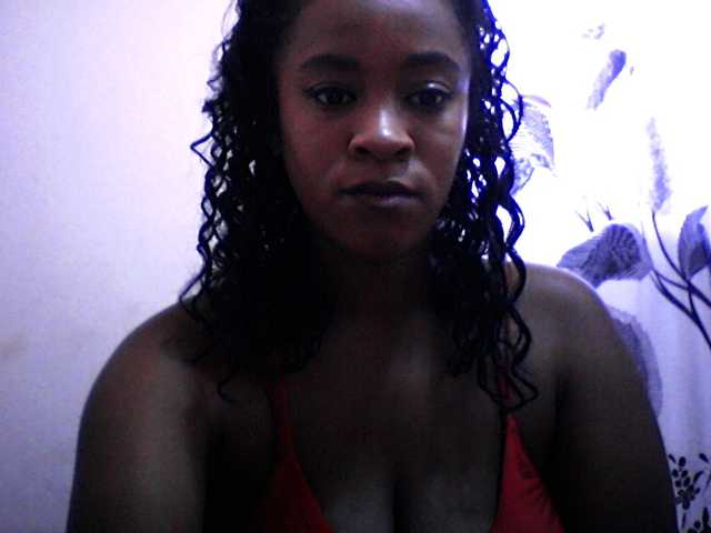 silviaLaBombe's BongaCams show and profile