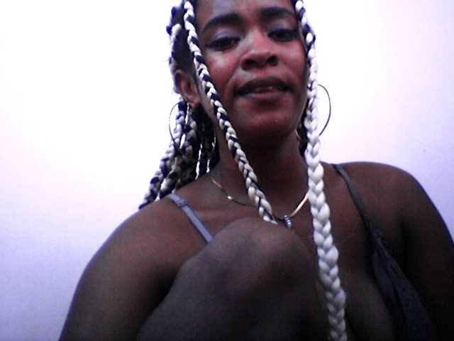 silviaLaBombe webcam