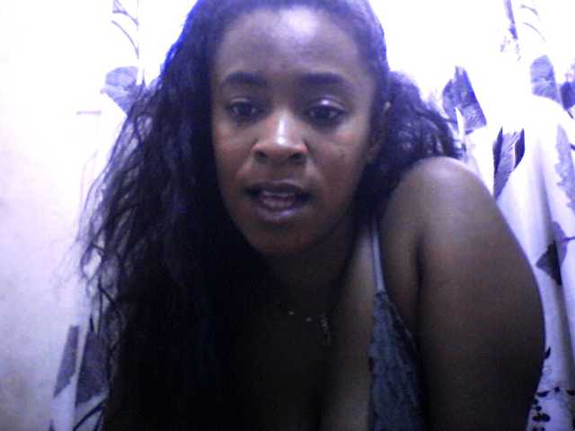 silviaLaBombe's BongaCams show and profile