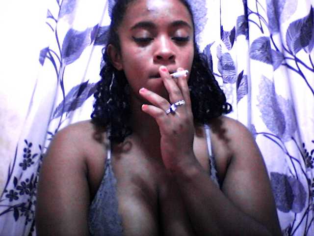 silviaLaBombe's BongaCams show and profile