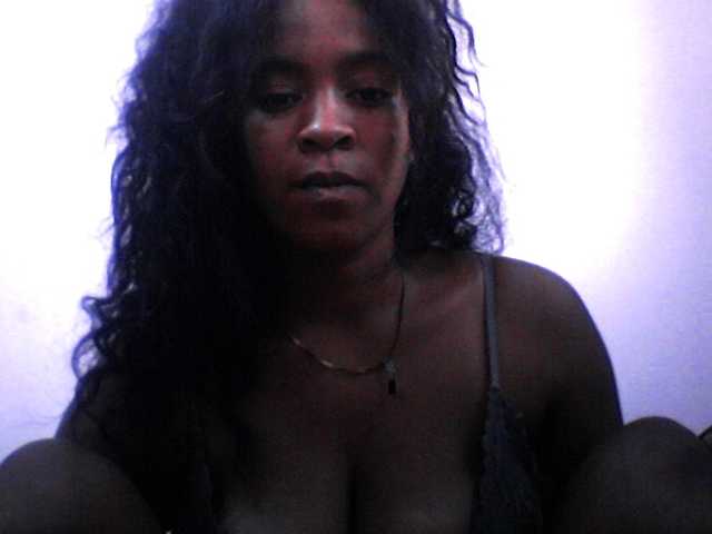 silviaLaBombe's BongaCams show and profile