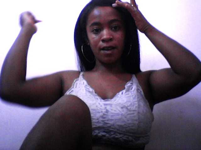 silviaLaBombe's BongaCams show and profile