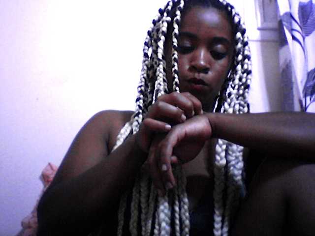 silviaLaBombe's BongaCams show and profile