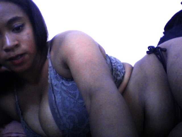 silviaLaBombe's BongaCams show and profile