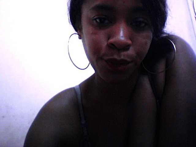 silviaLaBombe's BongaCams show and profile