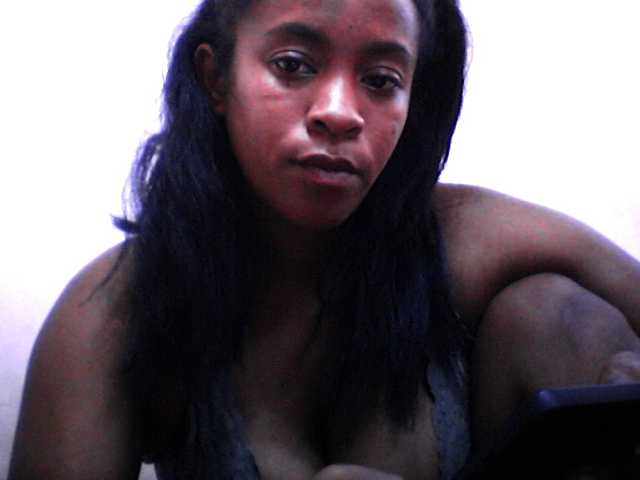 silviaLaBombe's BongaCams show and profile