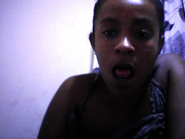 silviaLaBombe's BongaCams show and profile