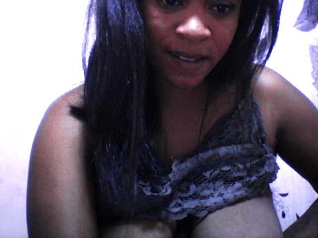 silviaLaBombe's BongaCams show and profile