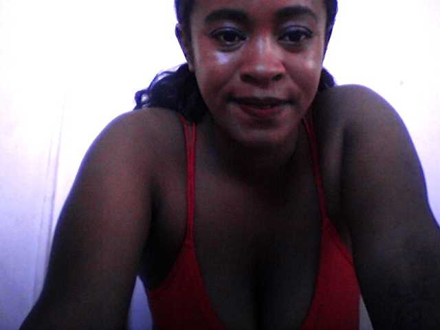 silviaLaBombe's BongaCams show and profile