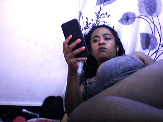 silviaLaBombe's BongaCams show and profile