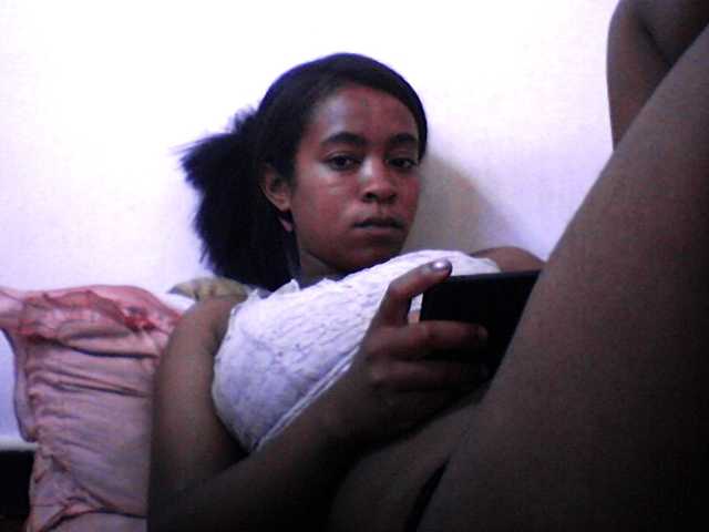 silviaLaBombe's BongaCams show and profile