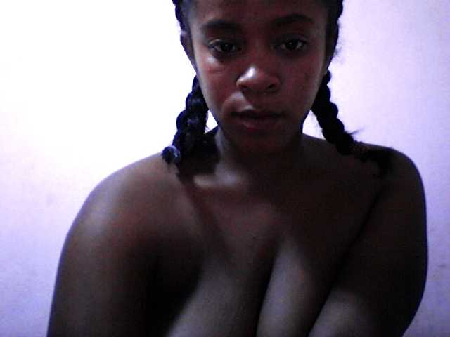 silviaLaBombe's BongaCams show and profile