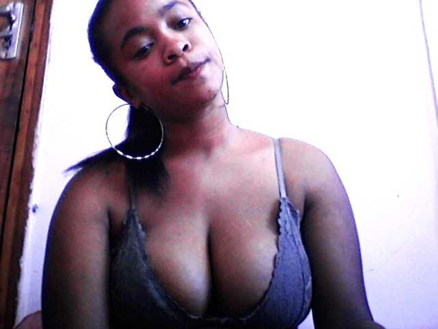 silviaLaBombe webcam