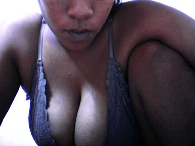 silviaLaBombe webcam